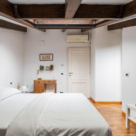 Loft Con 2 Terrazzi Nei Pressi Della Johns Hopkins University ボローニャ エクステリア 写真